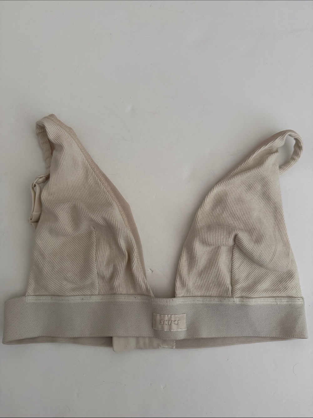 SKIMS Ribbed Wireless Bralette in Light Beige size L